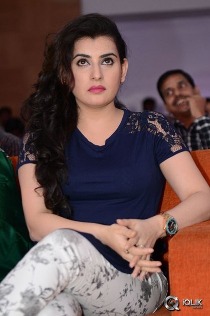Archana-at-Nannu-Vadali-Neevu-Polevule-Movie-Audio-Launch